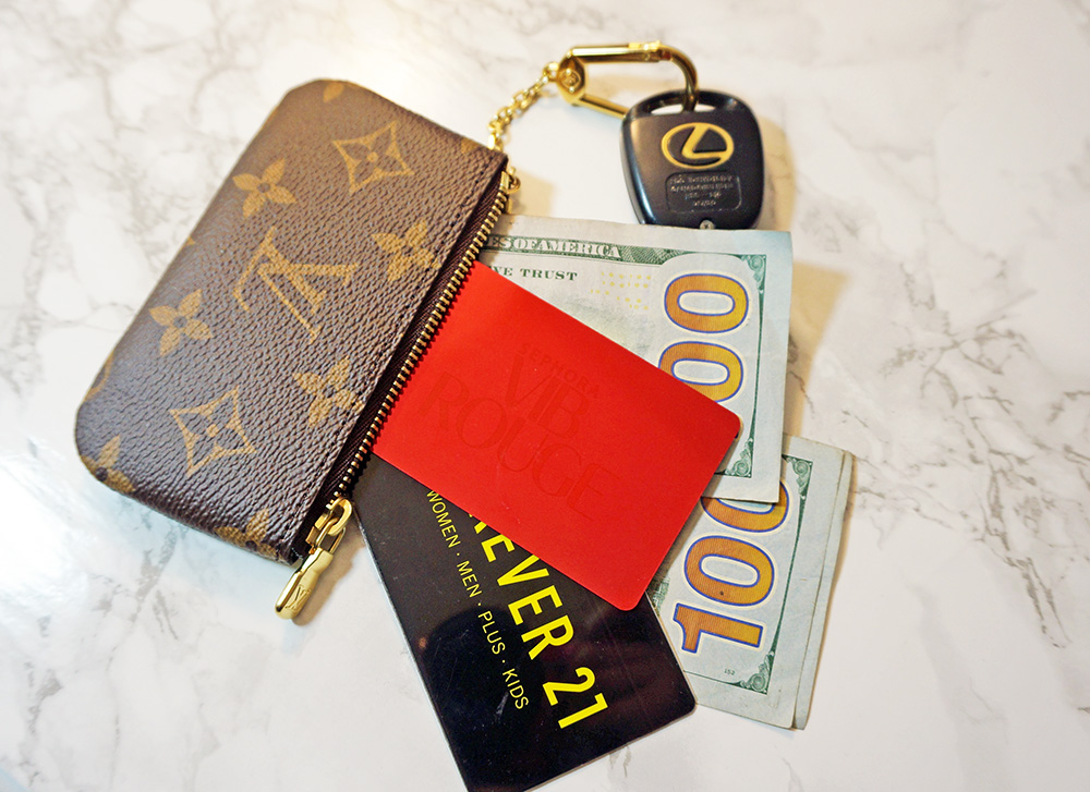 Louis Vuitton Key Pouch (Key Cles) Review / Unboxing | modelvale - style blogging by Micala V.
